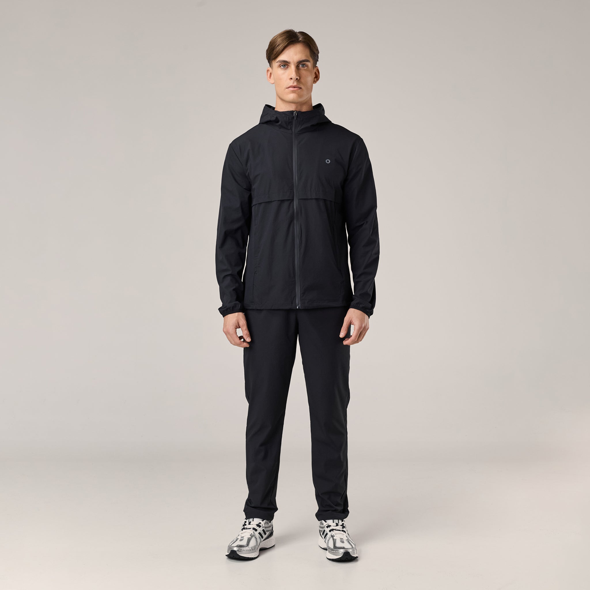 Performance Windbreaker | Black