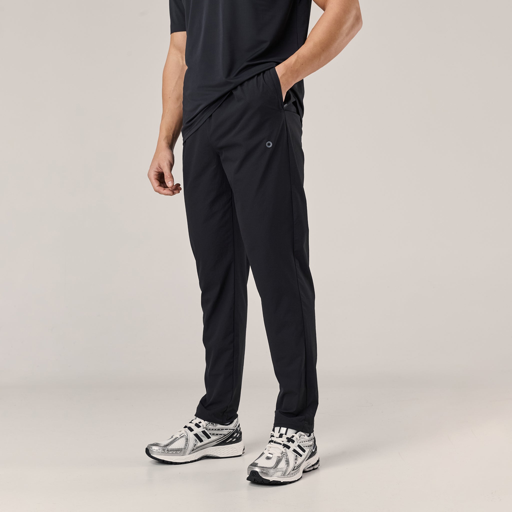 Tech Open Hem Pant | Black