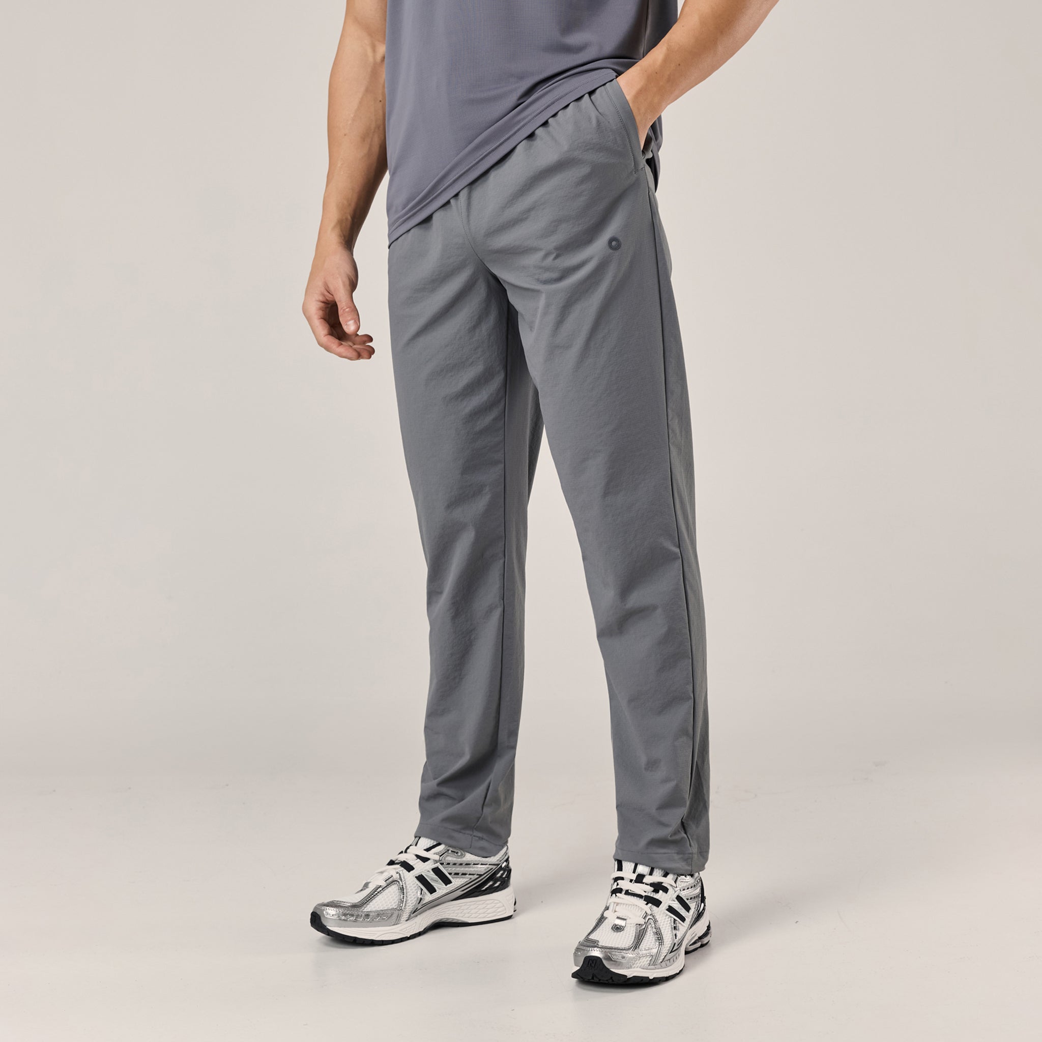 Tech Open Hem Pant | Dark Grey
