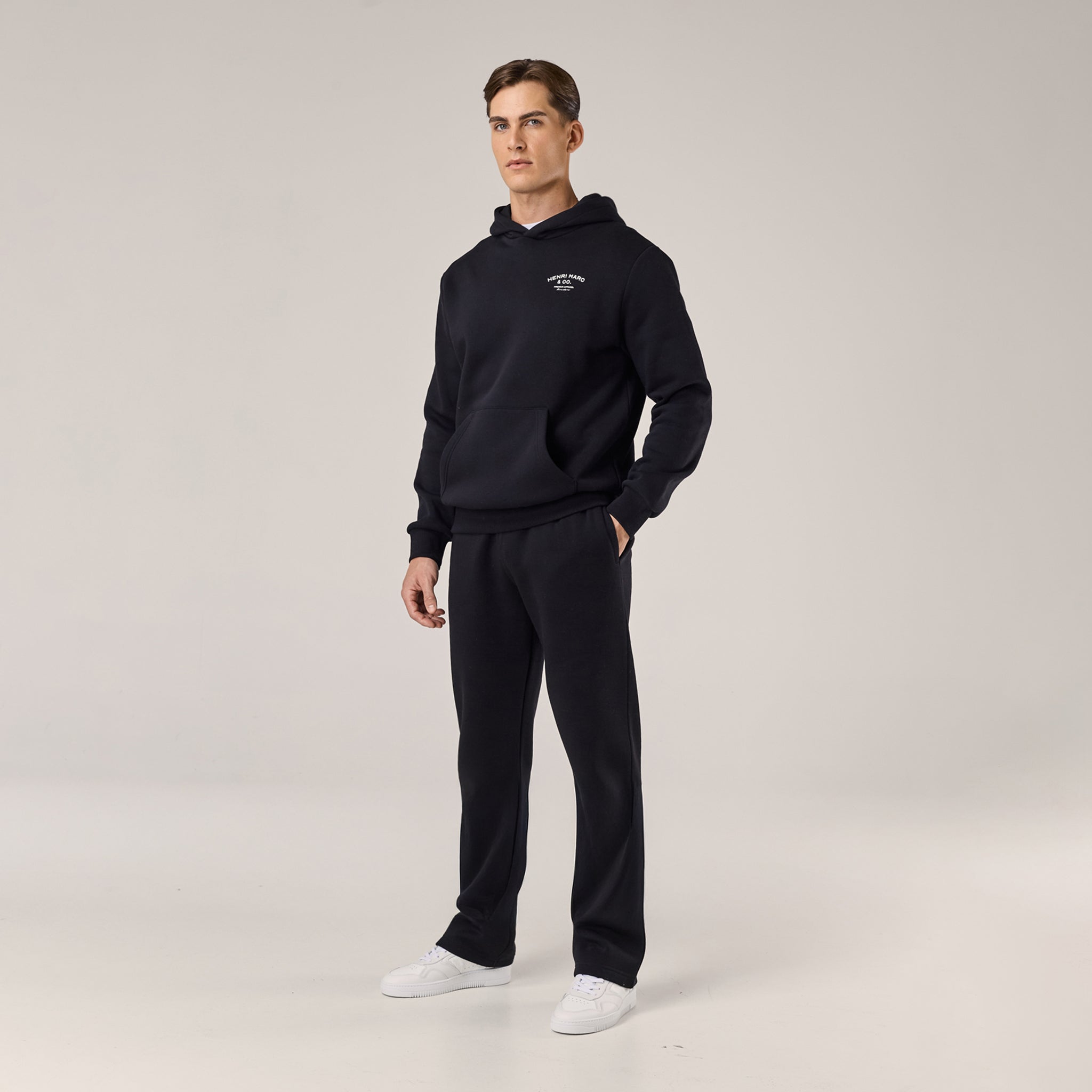 Premium Arch Logo Open Hem Tracksuit | Black